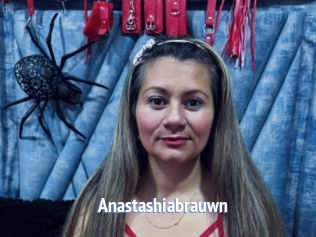 Anastashiabrauwn