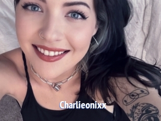 Charlieonixx