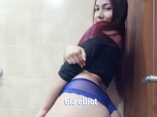 Gia_elliot