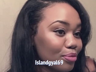 Islandgyal69