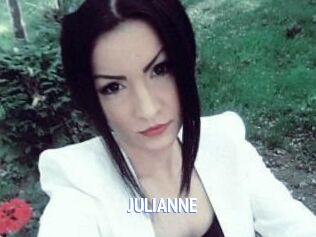 JULIANNE_