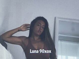 Luna_90xox