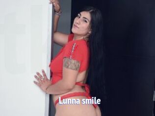 Lunna_smile