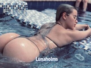 Lunaholms