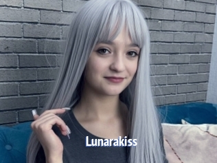 Lunarakiss