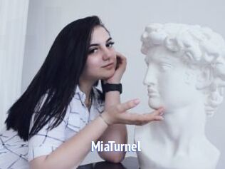 MiaTurnel