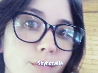 Shyhotwife